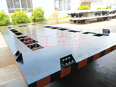 13点5吨箱变拖车底盘 全挂式华体会官方(中国)总部3I.jpg