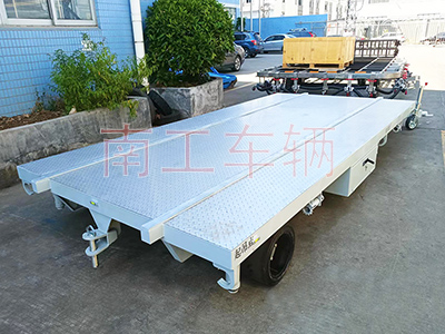 大型船体运输华体会官方(中国)总部2I.jpg