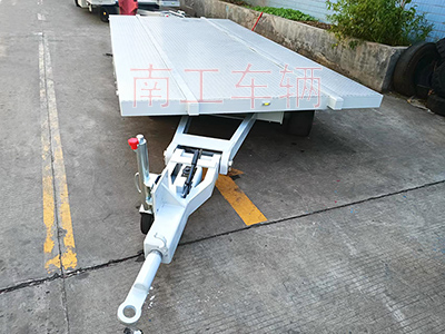 大型船体运输华体会官方(中国)总部3I.jpg